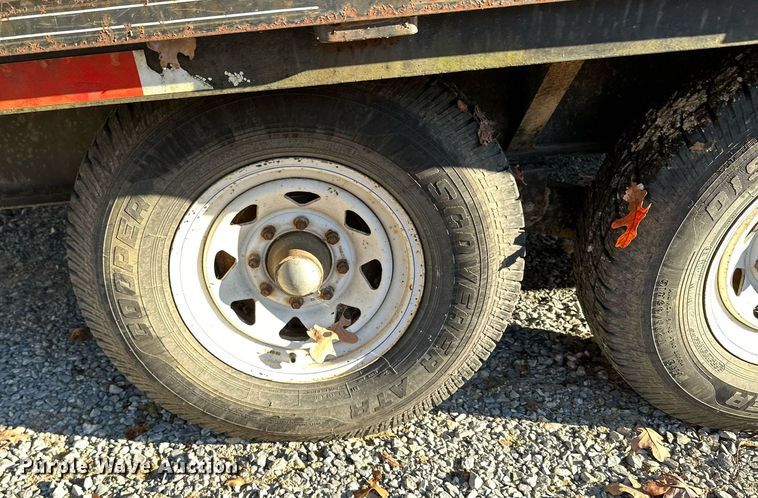 image for item NO9479 1999 Lone Star equipment trailer