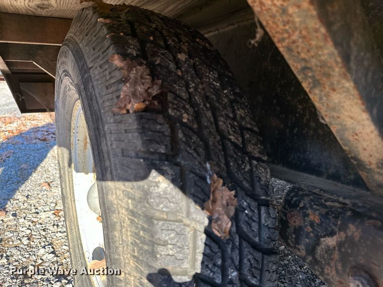 image for item NO9479 1999 Lone Star equipment trailer