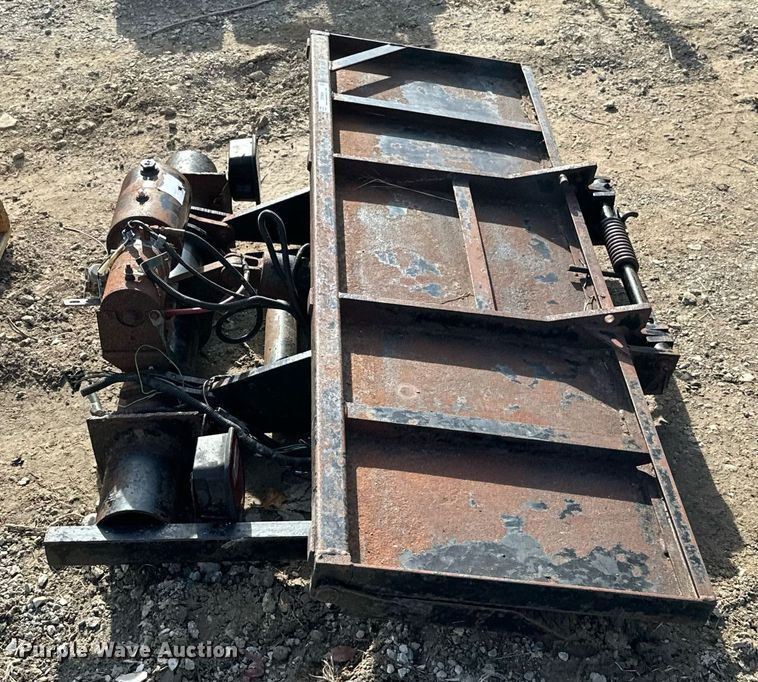 image for item OD9804 Tommy Gate end gate lift