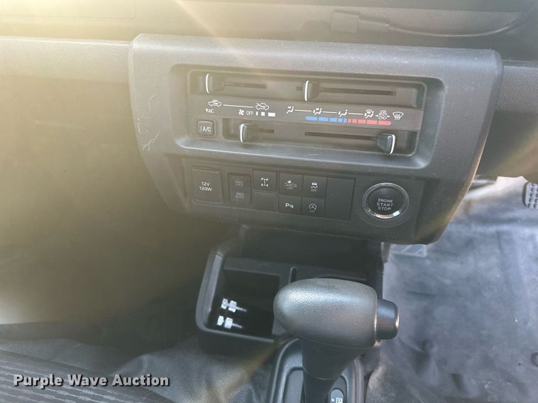 image for item OF9151 2022 Daihatsu HIJet Jumbo  mini truck