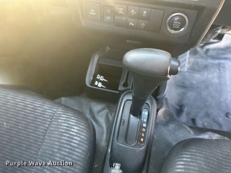 image for item OF9151 2022 Daihatsu HIJet Jumbo  mini truck