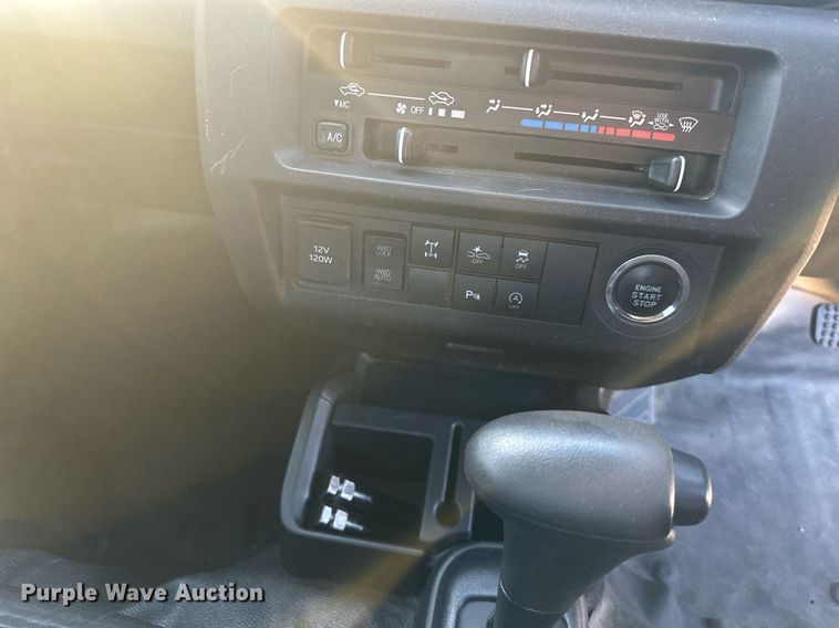 image for item OF9151 2022 Daihatsu HIJet Jumbo  mini truck