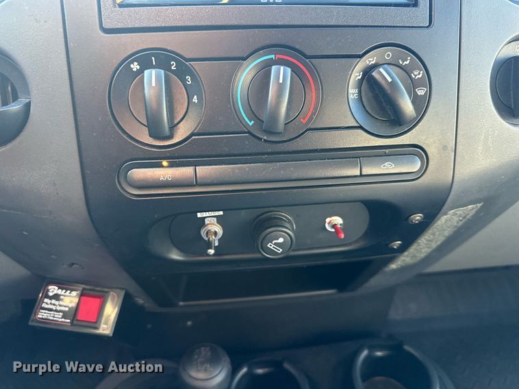 image for item OF9152 2006 Ford F150  SuperCab pickup truck