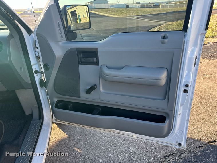 image for item OF9152 2006 Ford F150  SuperCab pickup truck