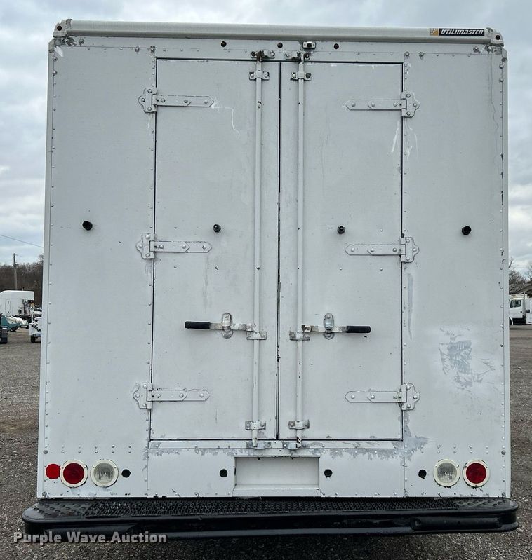 image for item OM9200 2018 Freightliner MT45  refrigerated delivery truck
