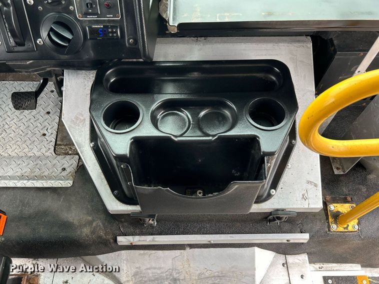 image for item OM9200 2018 Freightliner MT45  refrigerated delivery truck