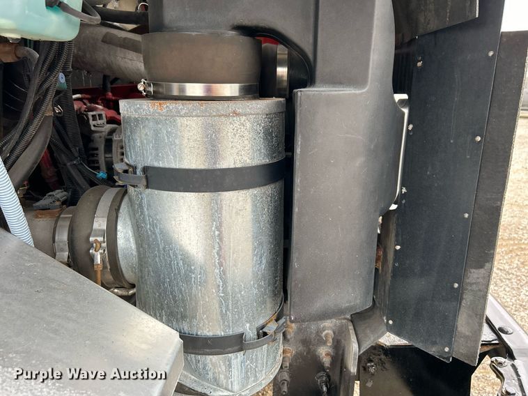 image for item OM9200 2018 Freightliner MT45  refrigerated delivery truck