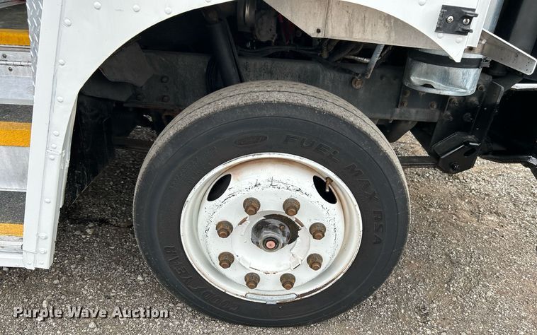 image for item OM9200 2018 Freightliner MT45  refrigerated delivery truck