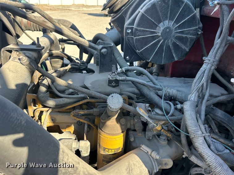 image for item DN0647 2006 Peterbilt 335  vacuum truck