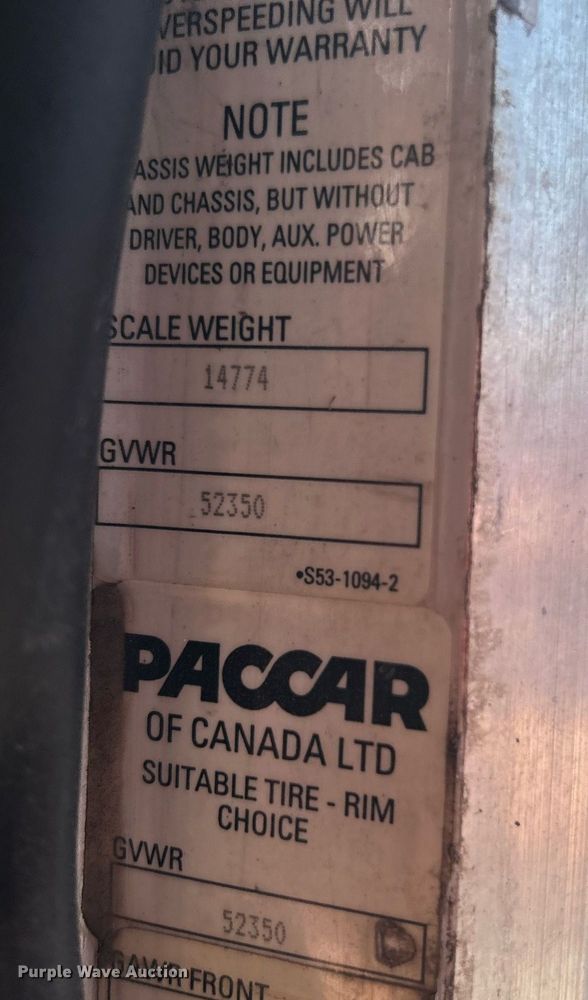 image for item DN0647 2006 Peterbilt 335  vacuum truck