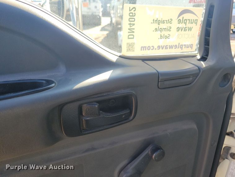 image for item DN4062 2009 Isuzu  T7F street sweeper truck