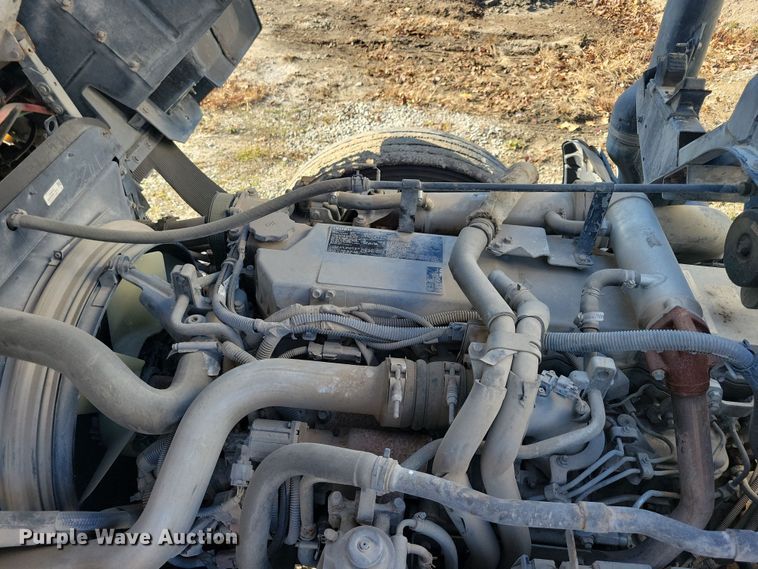 image for item DN4062 2009 Isuzu  T7F street sweeper truck