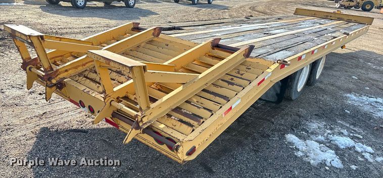 image for item GG9994 2002 Keifer IHPC1929 equipment trailer