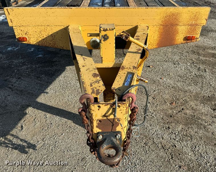 image for item GG9994 2002 Keifer IHPC1929 equipment trailer