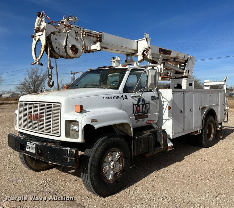 image for item IB9263 1991 GMC C6500 digger derrick truck
