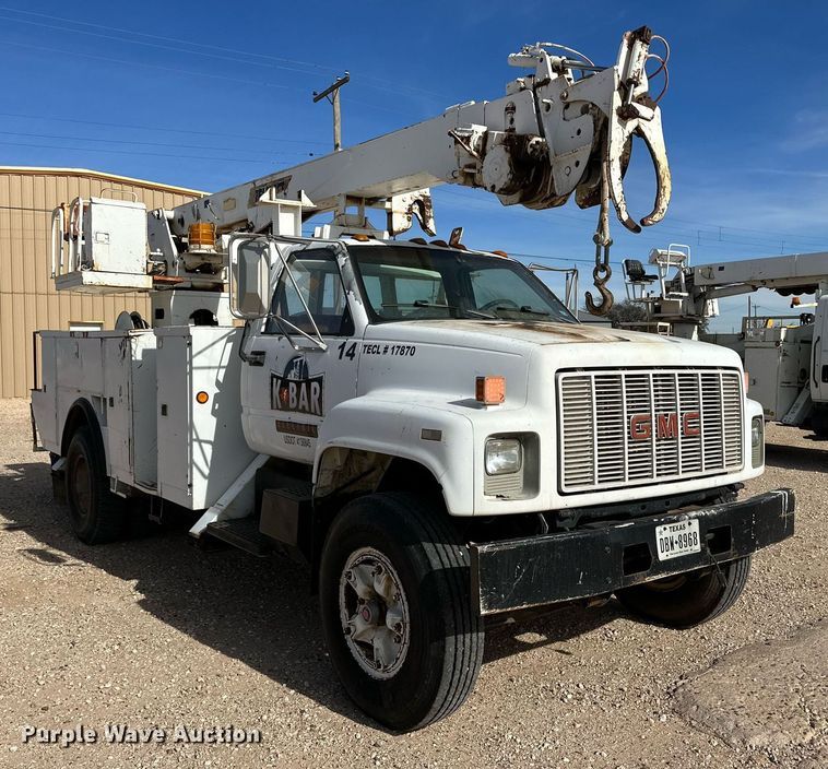 image for item IB9263 1991 GMC C6500 digger derrick truck