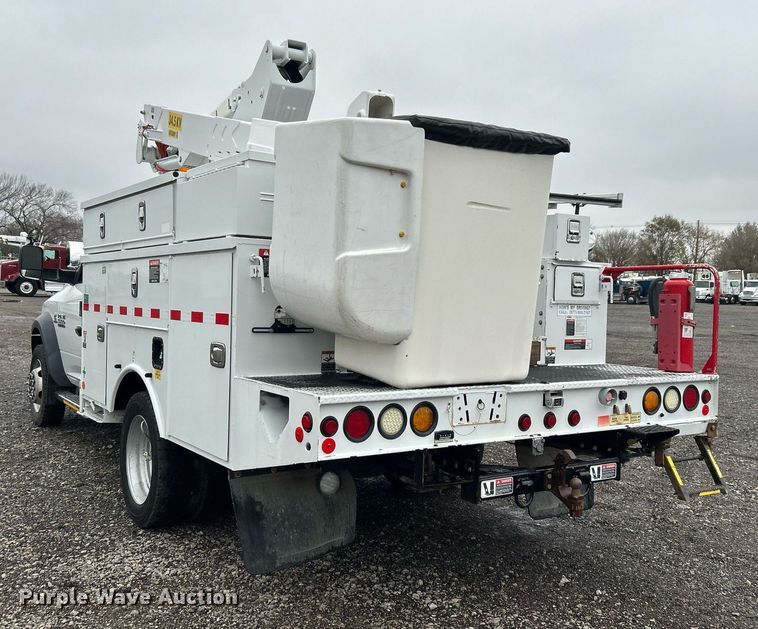 image for item KH9682 2014 Dodge Ram 5500HD bucket truck