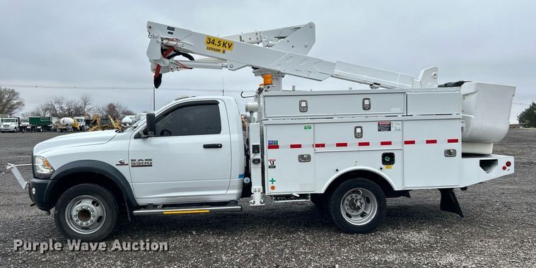 image for item KH9682 2014 Dodge Ram 5500HD bucket truck