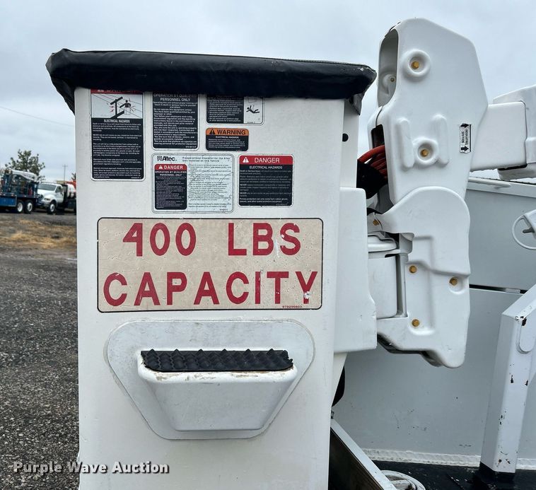 image for item KH9682 2014 Dodge Ram 5500HD bucket truck