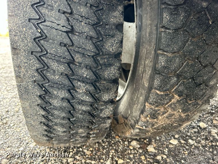 image for item KH9682 2014 Dodge Ram 5500HD bucket truck