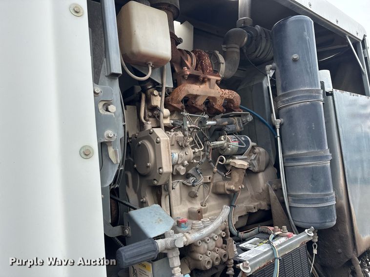 image for item LO9344 Sterling  SC8000 sweeper