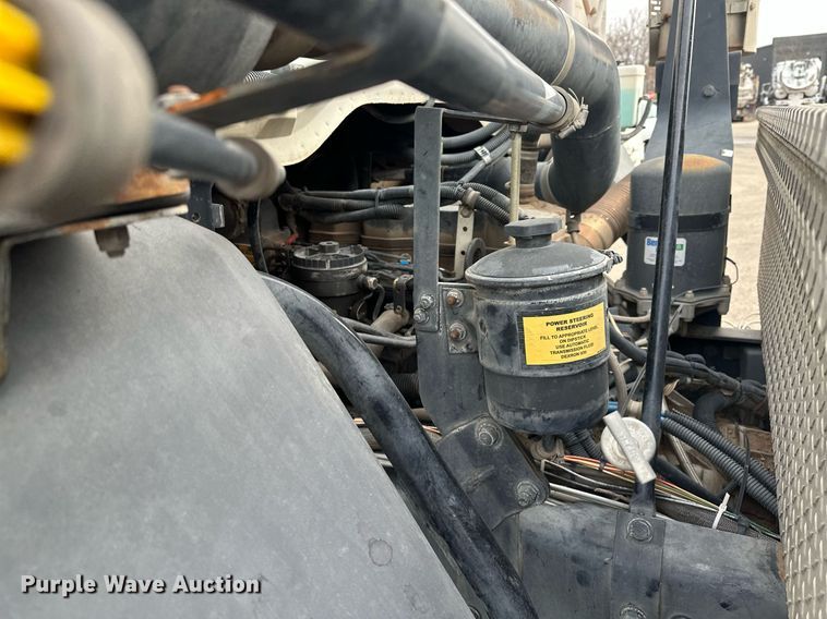 image for item LO9344 Sterling  SC8000 sweeper