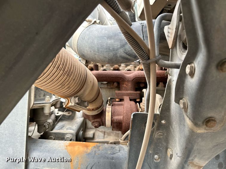 image for item LO9344 Sterling  SC8000 sweeper