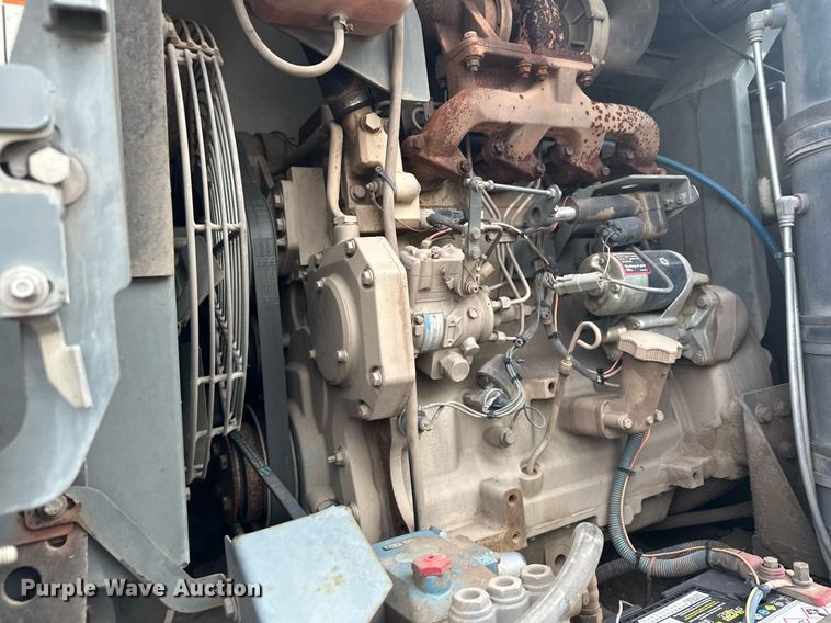 image for item LO9344 Sterling  SC8000 sweeper