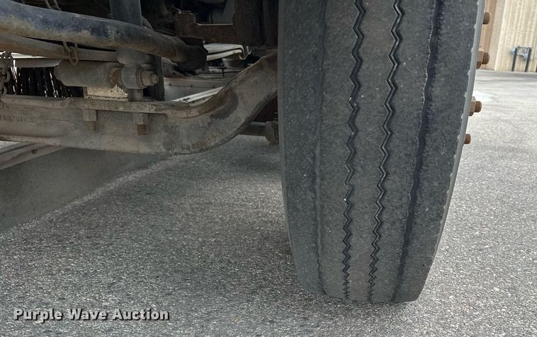 image for item LO9344 Sterling  SC8000 sweeper