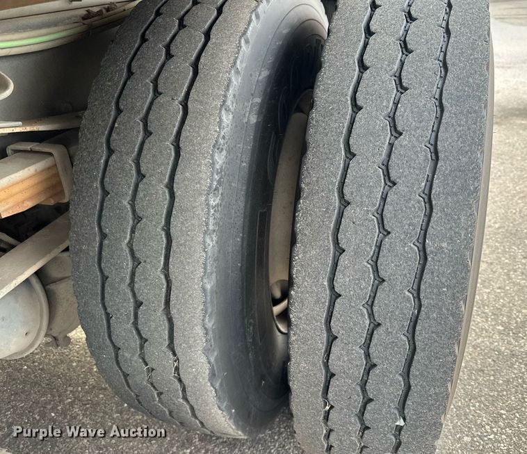 image for item LO9344 Sterling  SC8000 sweeper