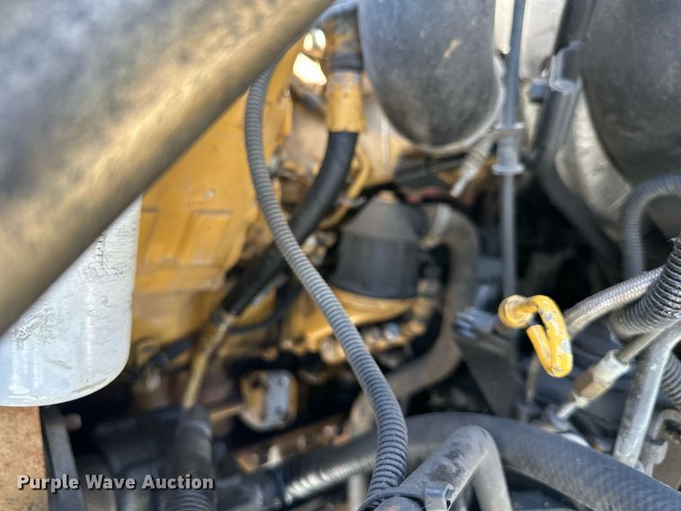 image for item NL9314 2004 GMC C6500  bucket truck