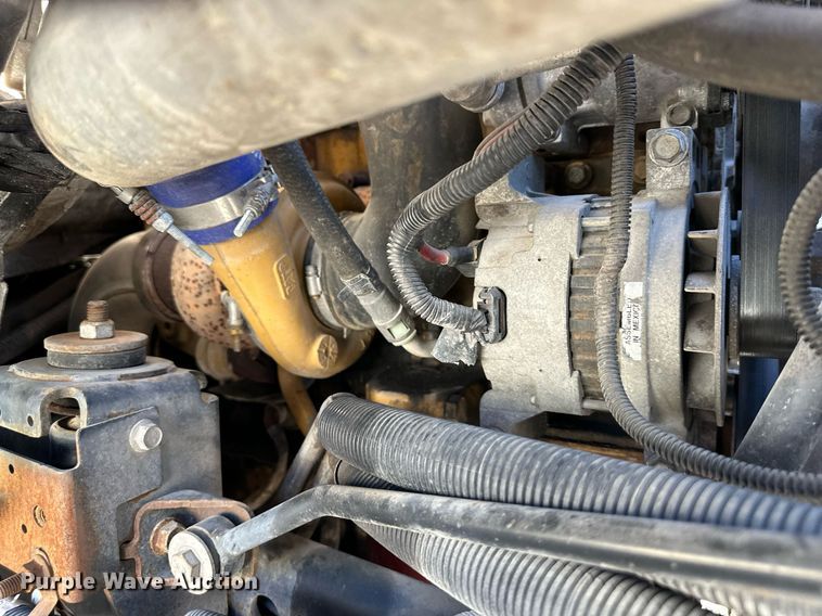 image for item NL9314 2004 GMC C6500  bucket truck