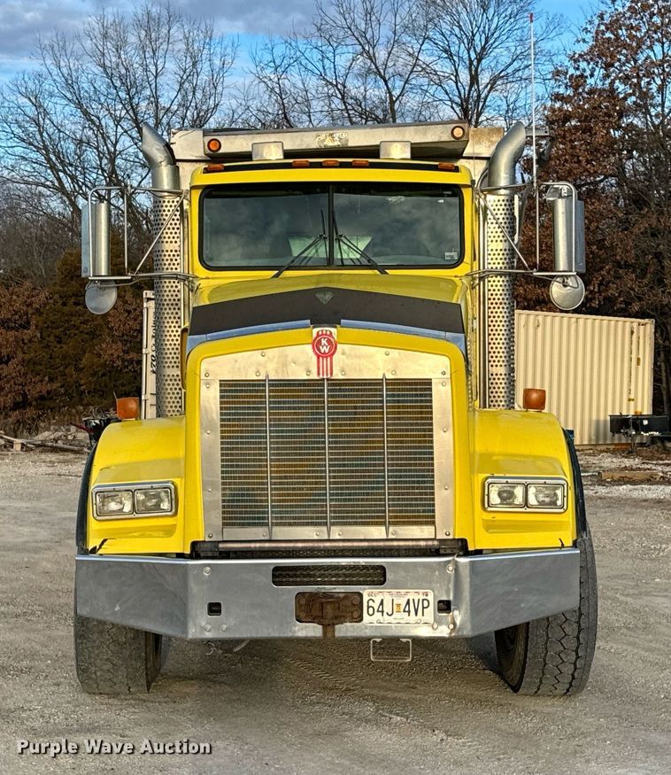 image for item NM9178 2008 Kenworth T800 dump truck