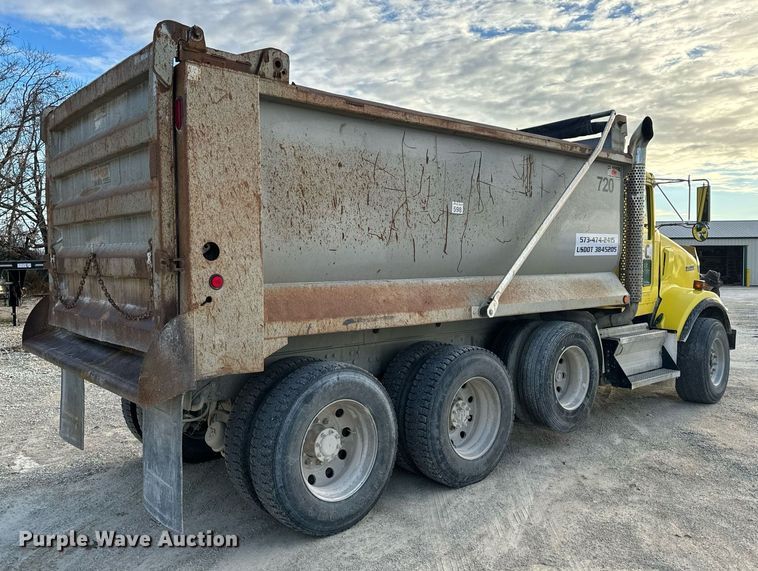 image for item NM9178 2008 Kenworth T800 dump truck