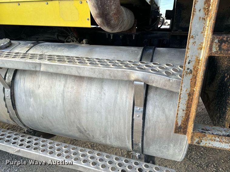 image for item NM9178 2008 Kenworth T800 dump truck