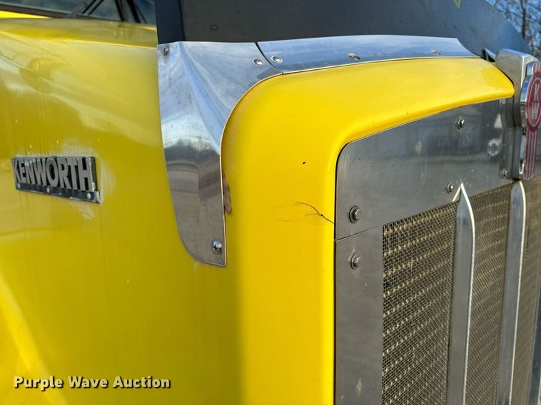 image for item NM9178 2008 Kenworth T800 dump truck