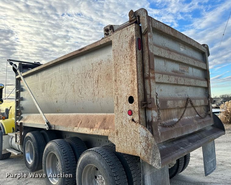 image for item NM9178 2008 Kenworth T800 dump truck