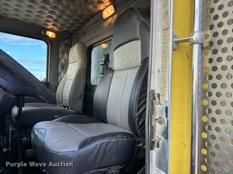 image for item NM9178 2008 Kenworth T800 dump truck