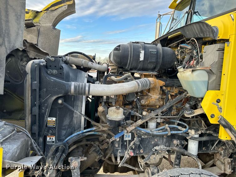 image for item NM9178 2008 Kenworth T800 dump truck