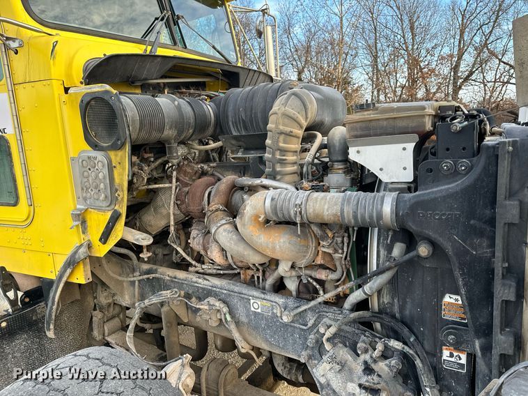 image for item NM9178 2008 Kenworth T800 dump truck