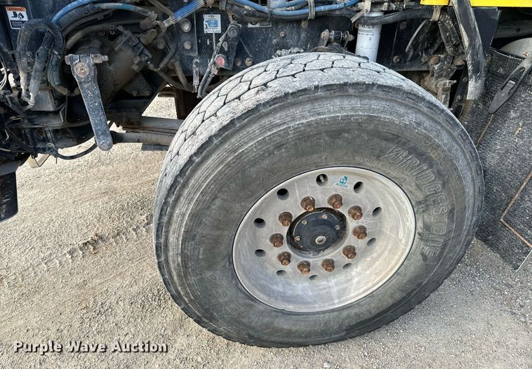 image for item NM9178 2008 Kenworth T800 dump truck