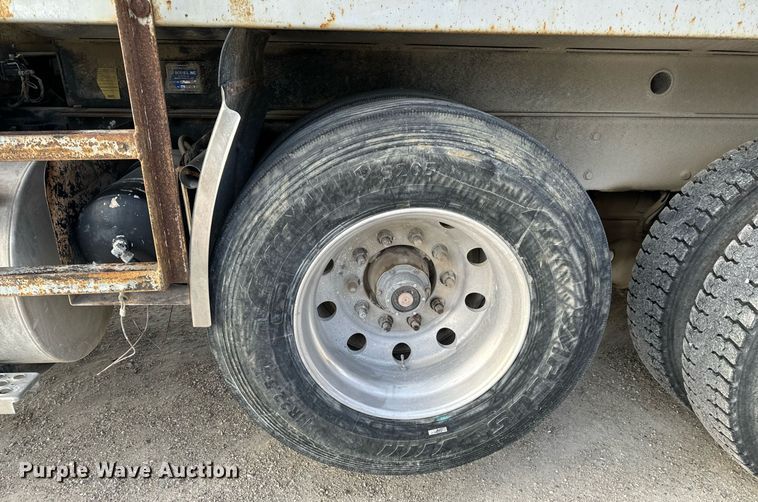 image for item NM9178 2008 Kenworth T800 dump truck