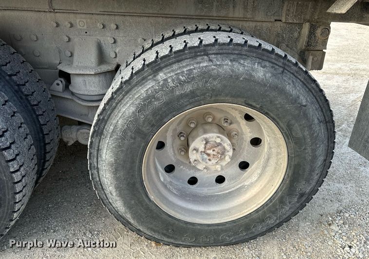 image for item NM9178 2008 Kenworth T800 dump truck