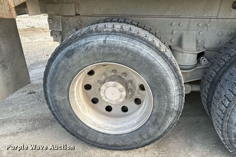 image for item NM9178 2008 Kenworth T800 dump truck