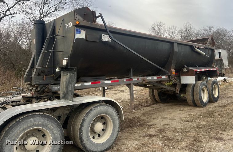 image for item NN9329 1998 Travis end dump trailer