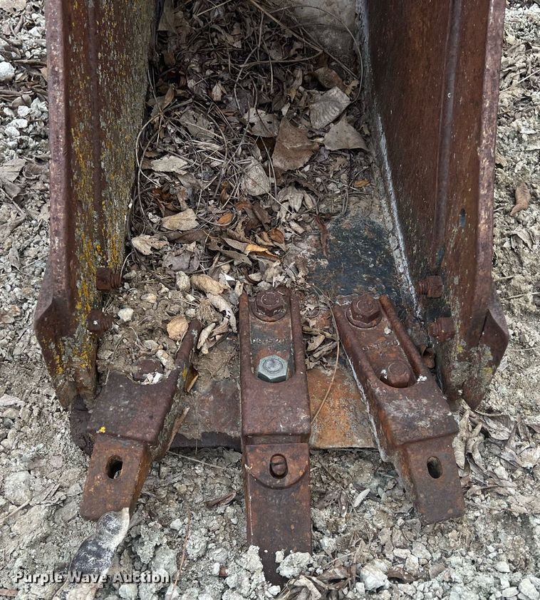 image for item NN9331 (2) Bobcat buckets 