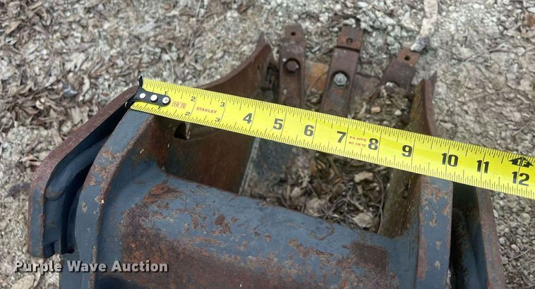 image for item NN9331 (2) Bobcat buckets 