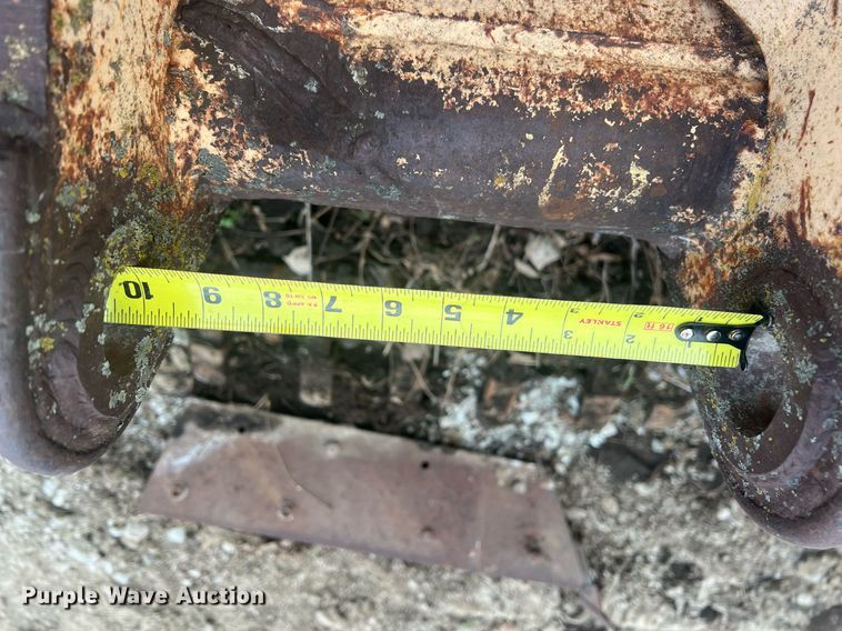 image for item NN9332 (5) Case backhoe buckets