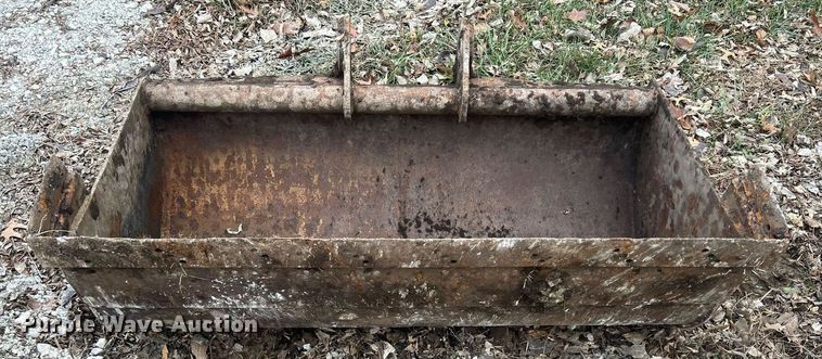 image for item NN9332 (5) Case backhoe buckets