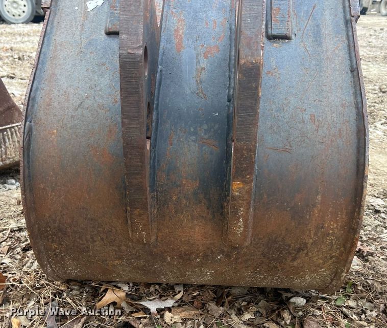 image for item NN9332 (5) Case backhoe buckets